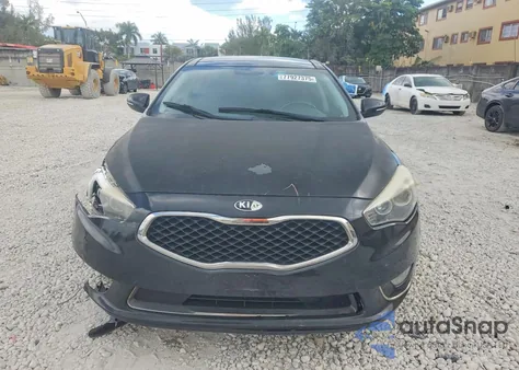 2015 Kia Cadenza Premium z USA, uszkodzony, nr VIN KNALN4D71F5181731